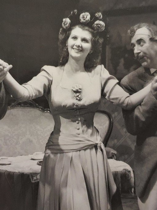 Ruža Cvjetičanin kao Mala Floramye, HNK u Zagrebu, 1948.