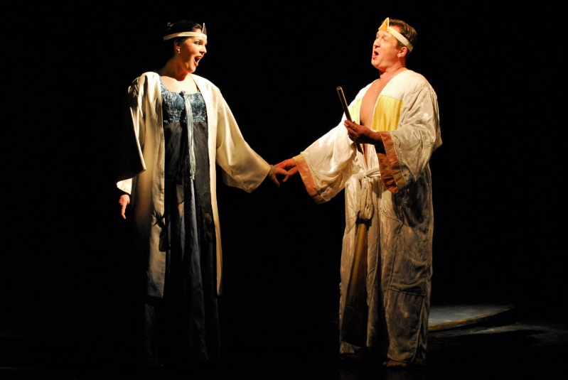 Adela Golac-Rilović (Pamina) i Zrinko Sočo (Tamino), Wolfgang Amadeus Mozart Čarobna frula, HNK u Zagrebu, 2008.