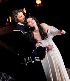 Royal Opera House Covent Garden London, Francesco Cilea, Adriana Lecouvreur, dir: Mark Edler, red: David McVicar, foto: Catherine Ashmore