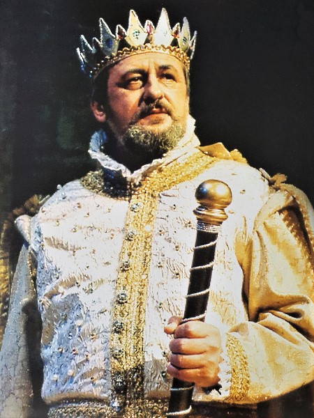 Ivica Šarić kao Filip Drugi, Giuseppe Verdi <em>Don Carlos</em>, HNK Ivana pl. Zajca, Rijeka, premijera 2001. 