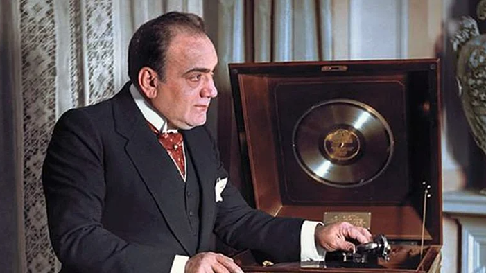 Enrico Caruso (Napulj, 25. veljače 1873. – 2. kolovoza 1921.)