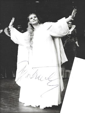 Gertruda Munitić (Lucia) – Gaetano Donizetti, Lucia di Lammermoor, Narodno pozorište u Sarajevu, 1982. 