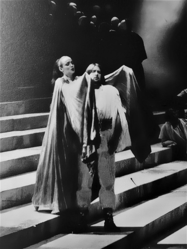 Iva Hraste (Marija/Ptica) i Hrid Matić (Ja),  Ruben Radica <em>Prazor</em>, HNK u Zagrebu, praizvedba, 6. travnja 1991.