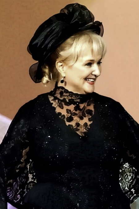 Lidija Horvat-Dunjko kao Hanna Glawari, Franz Lehár, <em>Vesela udovica</em>, Opera bb, 2017.