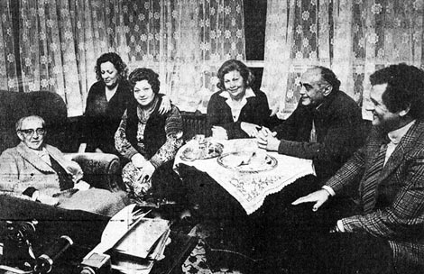 Jakov Gotovac, Marija Barbieri, Ljiljana Molnar-Talajić, Biserka Cvejić, Oskar Danon i Zvonimir Krnetić kod Jakova Gotovca prigodom snimanja opere Ero s onoga svijeta za tadašnju RTZ 1979.