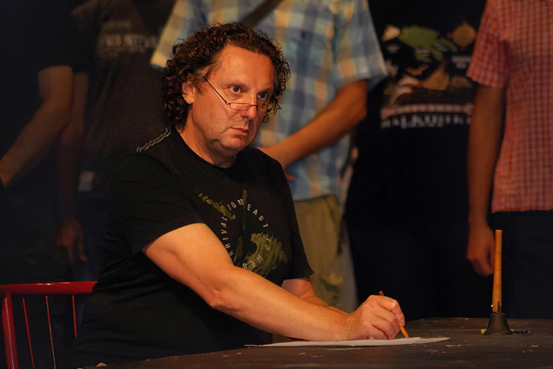 Miljenko Đuran kao profesor Veber, Aleksandra Vrebalov, <em>Mileva</em>, SNP Novi Sad, praizvedba 1. listopada 2011. 