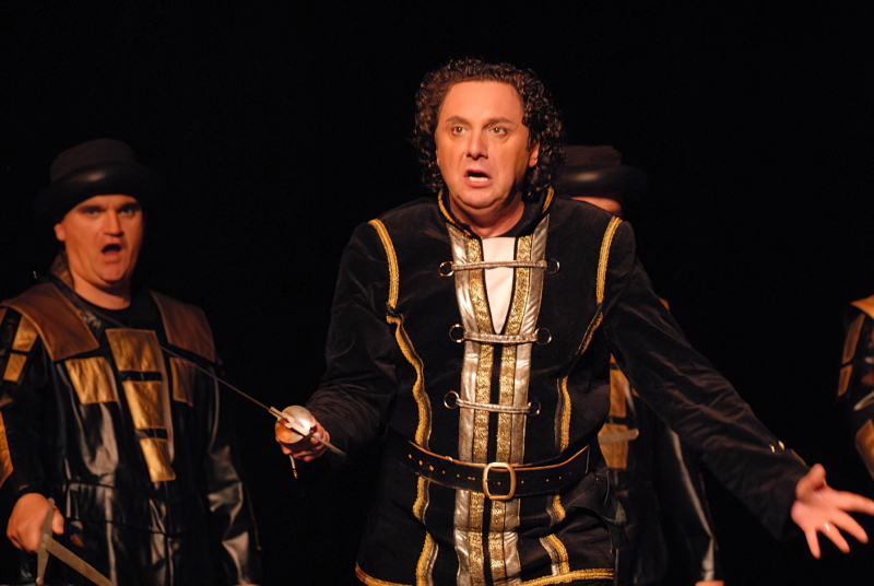 Miljenko Đuran kao Manrico, Giuseppe Verdi <em>Trubadur</em>, SNP u Novom Sadu, premijera 2008