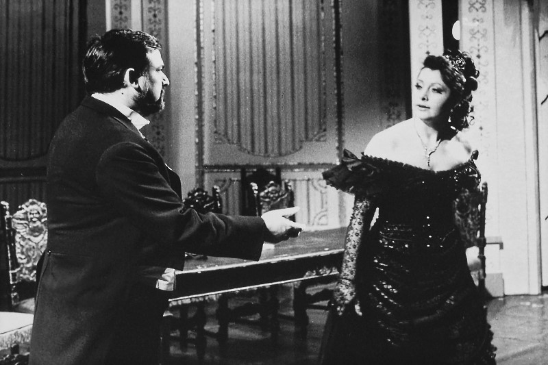 Ante Ivić (Alfredo) i Mira Vlahović (Violetta Valery), Giuseppe Verdi, <em>La Traviata</em>, HNK u Zagrebu, 1992. 