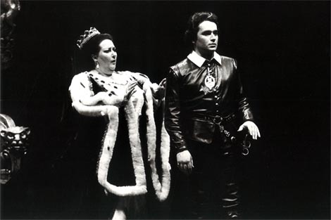 Montserrat Caballé (Elzabeta) i José Carreras (Roberto) – Gaetano Donizetti, Roberto Devereux, Aix-en-Provence, 1977. Agence de Presse Bernand