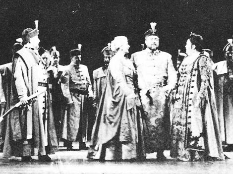 Krunoslav Cigoj (Juranić), Branka Beretovac-Vondraček (Jelena), Valentin Enčev (Zrinjski), Ivanka Boljkovac (Eva); Hrvatsko narodno kazalište u Zagrebu: Ivan pl. Zajc, Nikola Šubić Zrinjski, dir. Mladen Tarbuk, red. Krešimir Dolenčić, premijera 5. studenoga 1994.