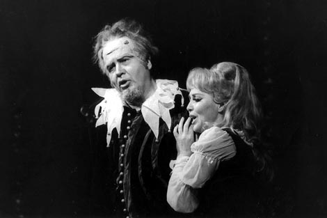 Vladimir Ruždjak (Rigoletto) i Nada Siriščević (Gilda) – Giuseppe Verdi, Rigoletto, HNK u Zagrebu, premijera 1972.
