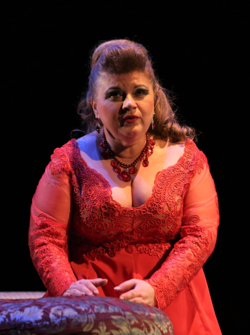 Sanja Toth-Špišić kao Tosca, Giacomo Puccini <em>Tosca</em>. HNK u Osijeku, 2015.