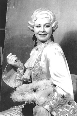 Sena Jurinac kao Cherubin, Beč, 1945.