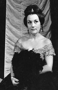 Štefica Petrušić (Violetta) – Giuseppe Verdi, Traviata, HNK u Osijeku, 1975.