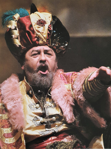 Ivica Šarić kao Sulejman Veličanstveni, Ivan pl. Zajc <em>Nikola Šubić Zrinjski</em>, Narodno pozorište u Sarajevu, premijera 2006. 