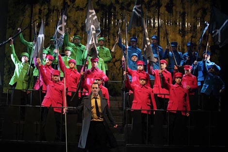 Christoph Stegemann (Hagen) i Zbor Opere u Halleu; Pfalztheater Ludwigshafen, dir. Karl-Heinz Steffen, red. Hasgünther Heyme, foto: Gert Kiermeyer