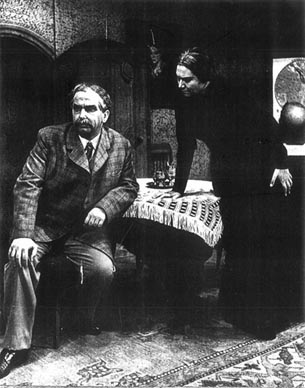 Tomislav Neralić (Niko Marinović) i Marijana Radev (Jele) – Ivan Brkanović, Ekvinocij, HNK u Zagrebu, prizvedba 4. listopada 1950.