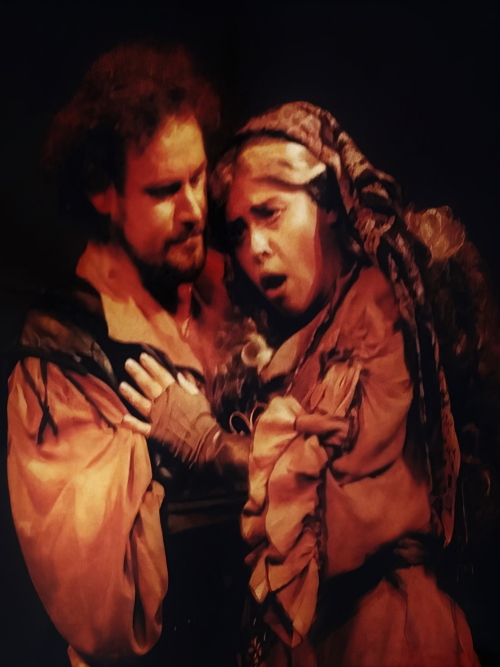 Ivica Gržanić (Manrico) i Sanja Uroić-Ljutić (Azucena), Giuseppe Verdi <em>Trubadur</em>, HNK u Osijeku, premijera 1996.