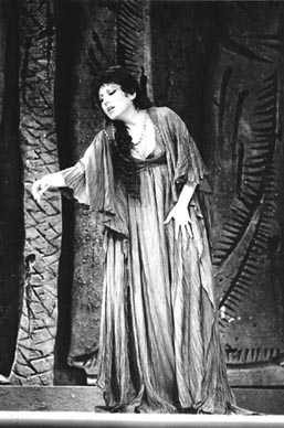 Veneta Janeva Iveljić (Abigaille) – Giuseppe Verdi, Nabucco, HNK u Zagrebu, 1984. 