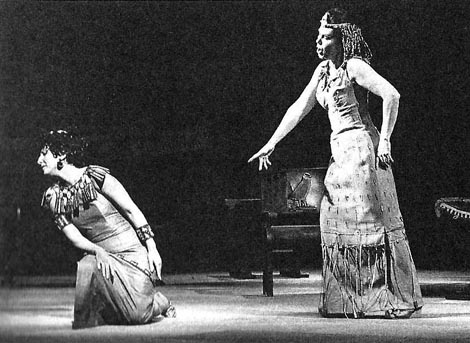 Veneta Janeva Iveljić (Aida) i Ruža Pospiš-Baldani (Amneris) – Giuseppe Verdi, Aida, HNK u Zagrebu, 1989.