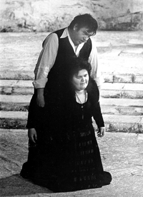 Viktor Bušljeta (Turiddu) i Ivanka Boljkovac (Santuzza) – Pietro Mascagni, Cavalleria rusticana, HNK u Zagrebu, premijera 1982.