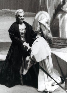 Vilma Nožinić (Amelija) i Josip Gostič (Riccardo) – Giuseppe Verdi, Krabuljni ples, Zagreb, 1940.