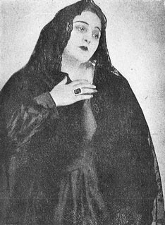 Zinka Kunc Milanov kao Leonora u Trubaduru, Zagreb, 1929.